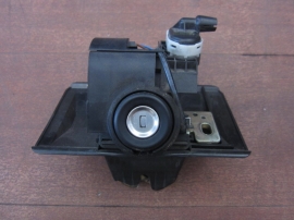 Mercedes Benz - Trunk Lock - 2088000375